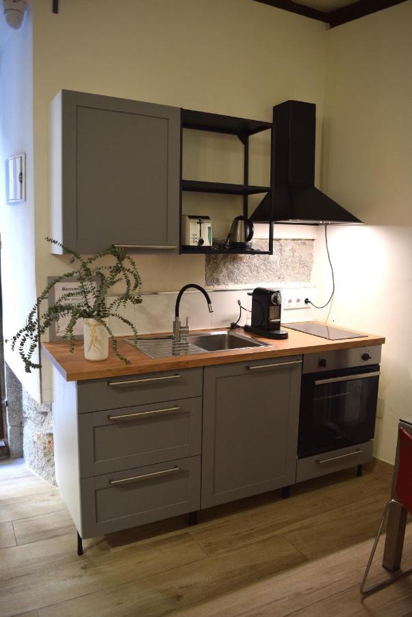 Opera Suites Fidelio , Cozy Studio In The Very Center Of Madrid Extérieur photo